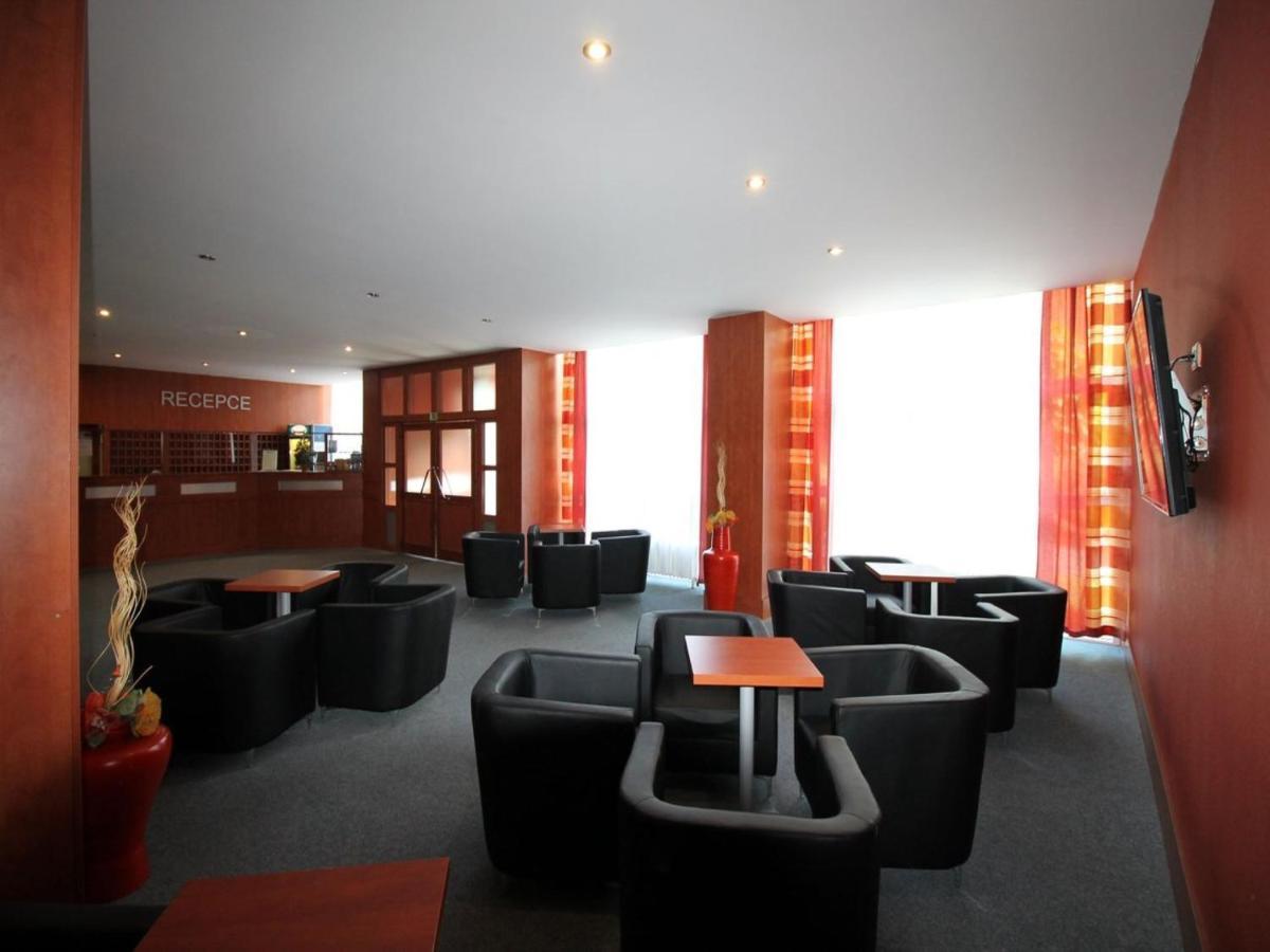 Hotel Panorama Teplice Buitenkant foto